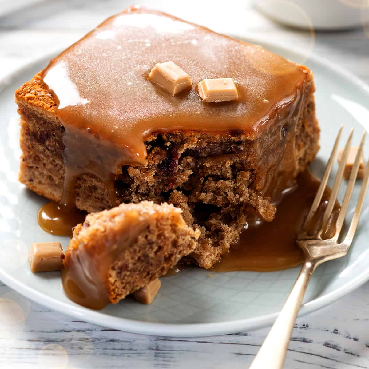 STICKY TOFFEE CAKE - 7" Round