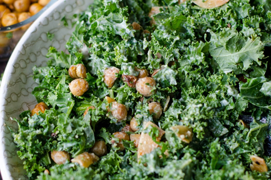 MEDITERANIAN KALE CAESAR SALAD 9X9