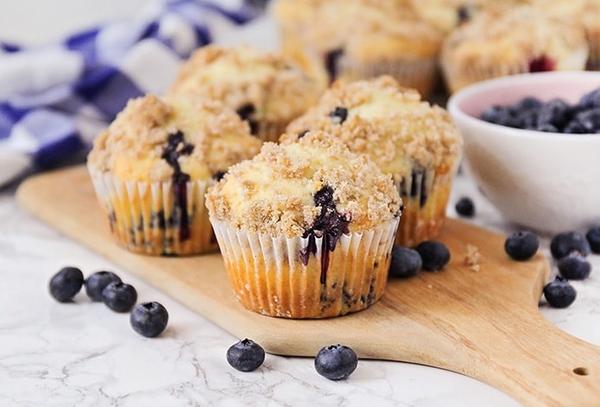 BLUEBERRY MUFFINS