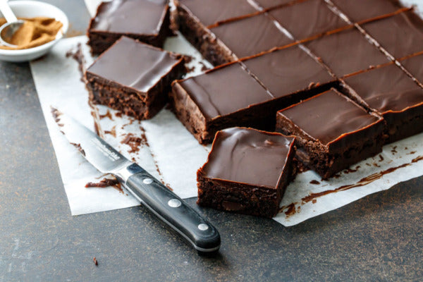 CHOCOLATE LOVERS BROWNIES - 9" ROUND