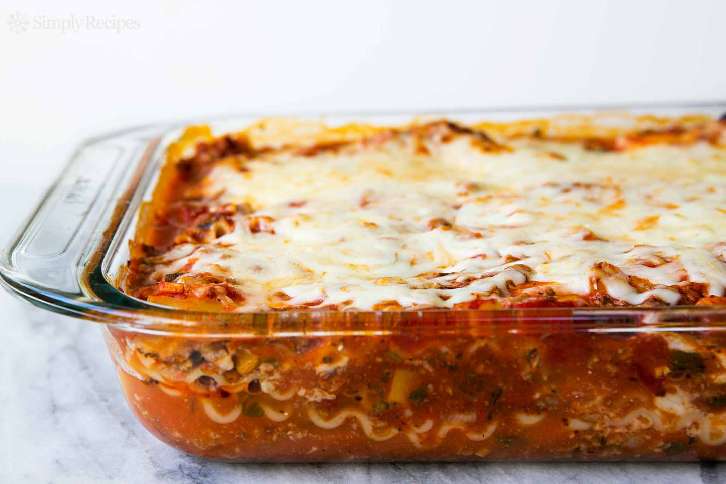LASAGNA - 9X13 - (FEEDS 6)