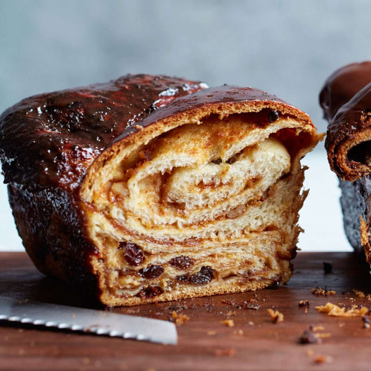 CINNAMON WALNUT BABKA ROLL