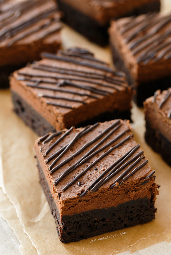 CHOCOLATE MOUSSE BROWNIE (4 PCS)