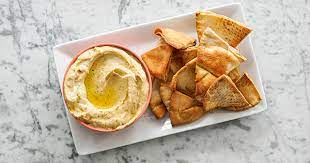 PITA CHIPS WITH CREAMY HUMMUS