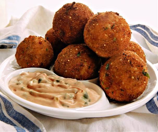 CORNED BEEF AND CABBAGE FRITTERS - 6 PCS