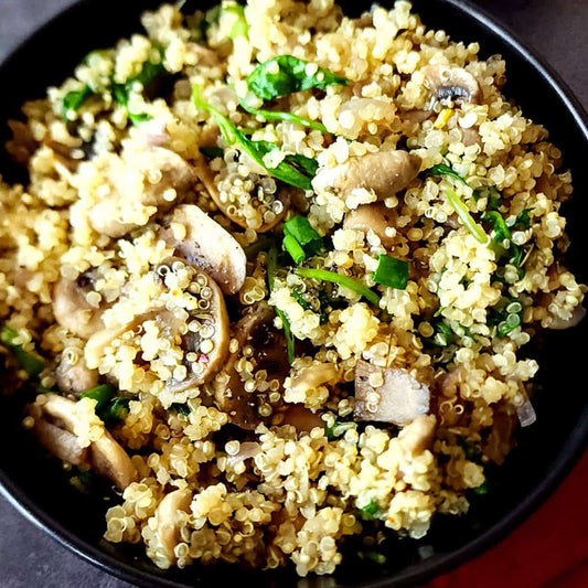 QUINOA AND MUSHROOMS SALAD