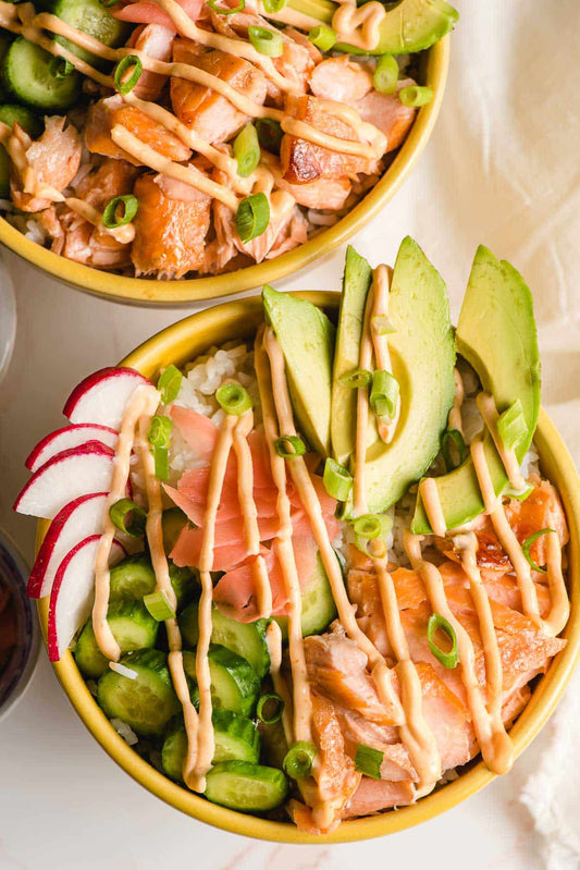 SALMON POKE BOWL
