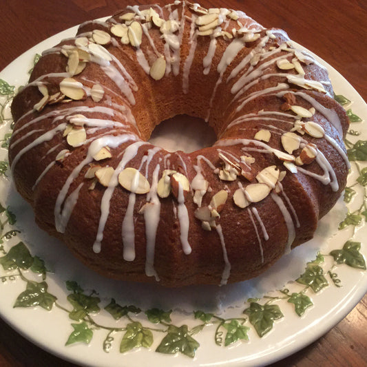 AMARETTO CAKE
