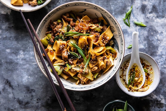 SZECHUAN CHICKEN NOODLES - 1 QT (FEEDS 3)