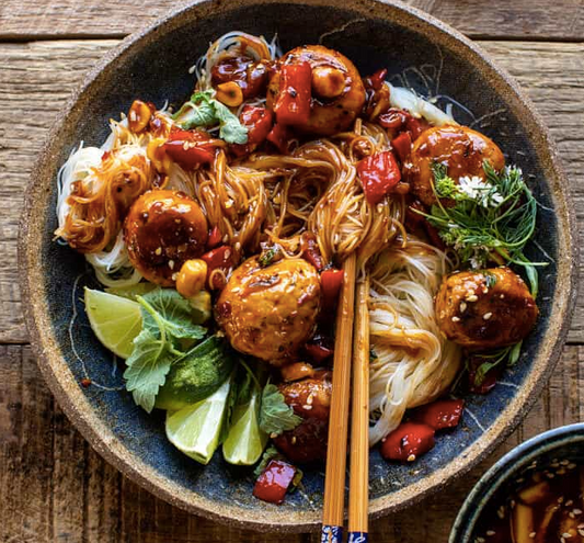 STICKY THAI MEATBALL BOWL