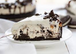 OREO COVERED CHEESECAKE - 9'